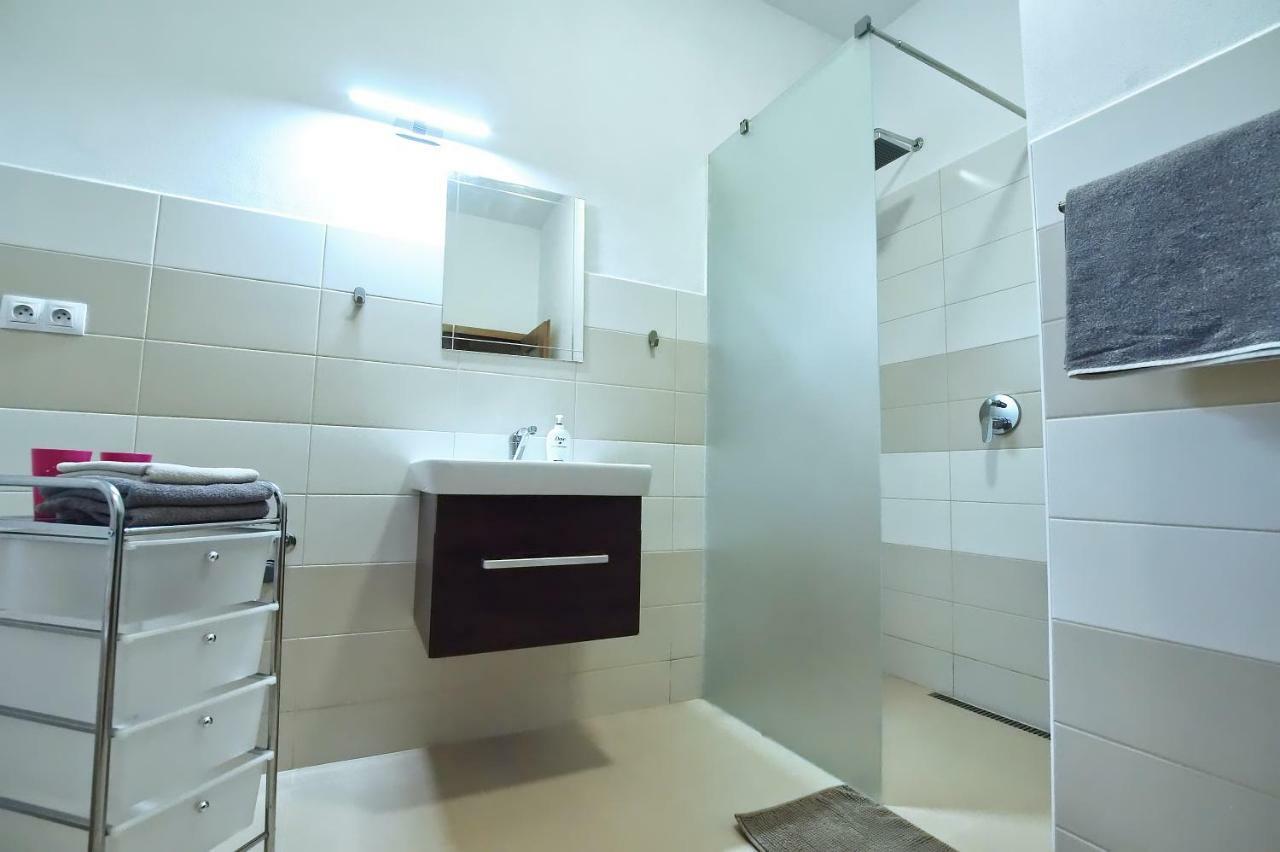 "U Capa" Krasny Apartman V Sedleci سيدليك المظهر الخارجي الصورة